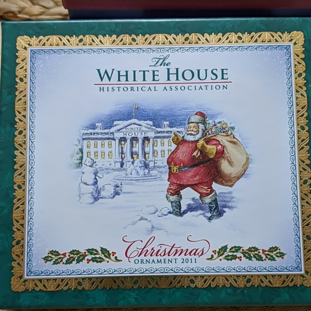 2011 White House Historical Association ornament